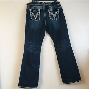 Vigoss low rise Chelsea jeans